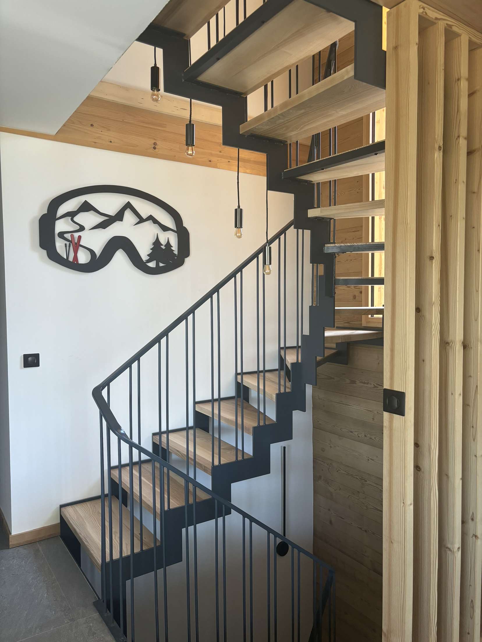 Escalier acier & bois - métallerie Avignon